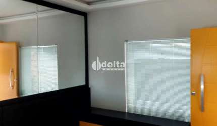 Casa disponível para locação no bairro Nova Uberlândia em Uberlândia-MG