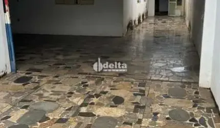Casa disponível para venda no bairro Tibery em Uberlândia MG