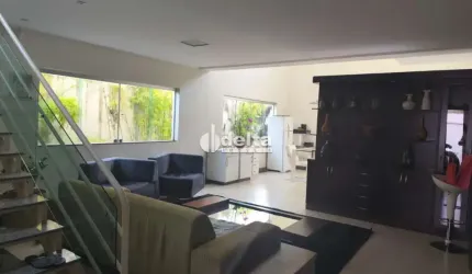 Casa disponível para venda no bairro Morada da Colina em Uberlândia MG