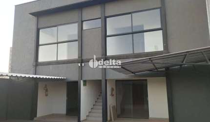 Apartamento disponível para locação e venda no bairro Granada em Uberlândia-MG