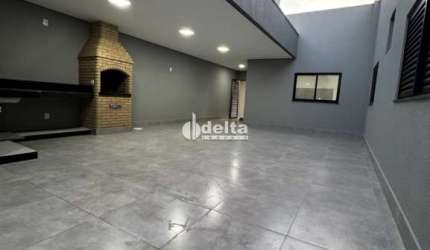 Casa residencial  disponível para venda no bairro Jardim Botânico em Uberlândia-MG