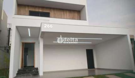 Casa no condomínio Terras Alpha disponível para venda em Uberlândia-MG