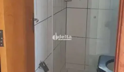 Apartamento disponível para venda no bairro Jardim das Palmeiras em Uberlândia-MG