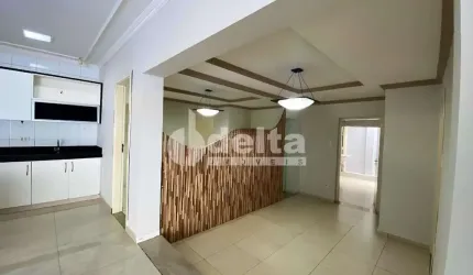 Casa disponível para locação no bairro Daniel Fonseca em Uberlândia-MG