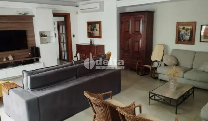 Casa Residencial Padrão em Uberlândia
