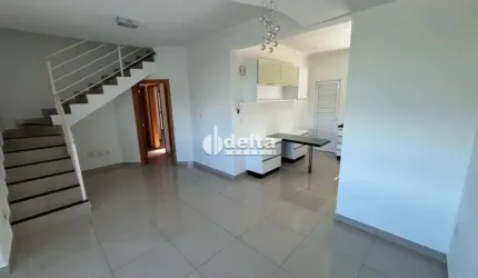 Apartamento cobertura duplex residencial disponível para venda no bairro Daniel Fonseca em Uberlândia-MG
