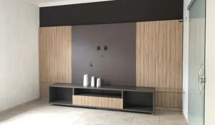 Casa disponível para venda no bairro Jardim Patrícia em Uberlândia MG
