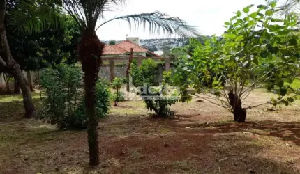 Terreno disponível para venda 1.000 m² no bairro Cidade Jardim  em Uberlândia-MG