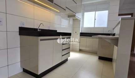 Cobertura duplex disponível para venda no bairro Martins em Uberlândia-MG