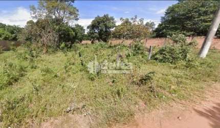 Área disponível para venda 1.000 m² no bairro Morada Nova em Uberlândia-MG