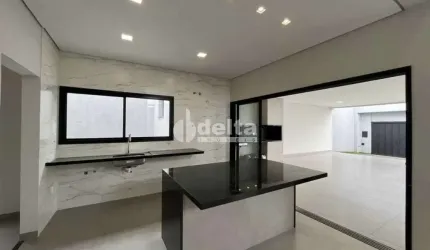 Casa residencial disponível para venda no bairro Jardim Inconfidência em Uberlândia-MG