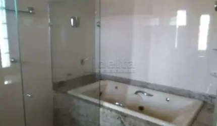 Apartamento disponível para locação no bairro Umuarama em Uberlândia-MG