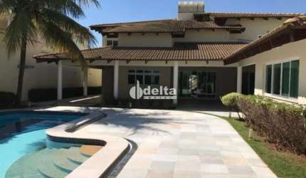 Casa residencial disponível para locação no bairro Cidade Jardim em Uberlândia-MG