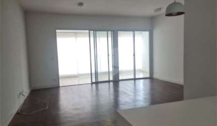 Apartamento com 2 quartos à venda ou para locação em Parque Reboucas - SP