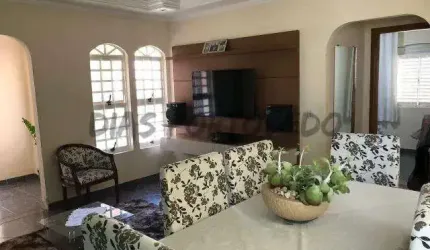 Casa com 3 quartos à venda no Jardim Ipaussurama, Campinas , 140 m2 por R$ 490.000