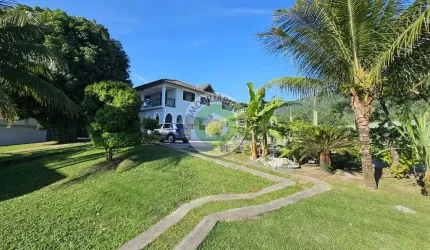 Casa à venda em Guaratiba, Rio de Janeiro - 5 quartos, 2 suítes, 3 salas, 5 banheiros, 548m² de área!