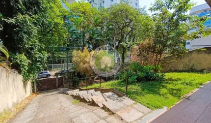 Imperdível oportunidade! Casa à venda na Freguesia, Rio de Janeiro-RJ, com 6 quartos, 1 suíte, 2 salas, 4 banheiros, 3 vagas e 388m².