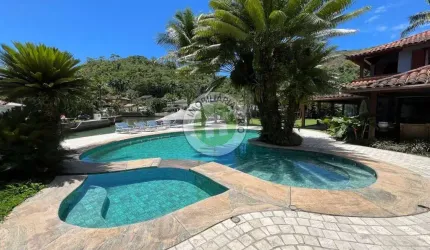 Angra dos Reis, Porto Frade, casa no canal!!