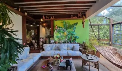 Bucólica casa tríplex de 5 quartos no meio da mata atlântica!
