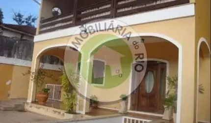 Pechincha | Casa de Rua 4 quartos, sendo 3 suites. DUPLEX COM 330m² DE ÁREA CONSTRUÍDA, DISTRIBUÍDA EM TERRENO DE 594 m² COM ÓTIMO ACABAMENTO.