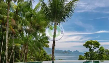 Mansão cinematográfica em Angra!