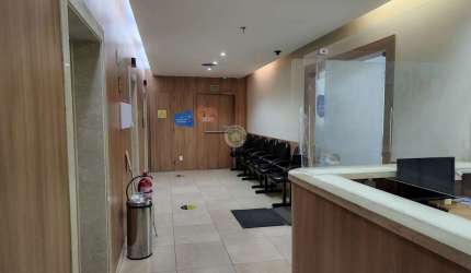 Sala Comercial de Alto Padrão no Centro do Rio de Janeiro-RJ: Venda ou Locação, 1 Sala, 6 Banheiros, 403 m² de Área