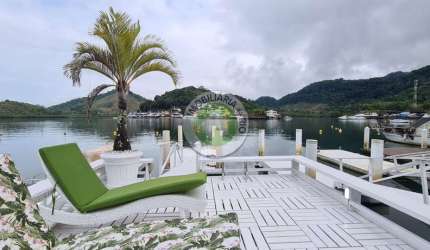 Casa de 160m², 4 quartos no condomínio Village Itanema - Angra dos Reis