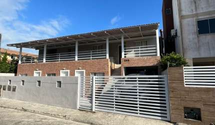 Oportunidade de investimento, 5 apartamentos mobiliados.