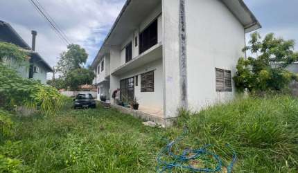 Excelente investimento , localizado a 1,5 km da praia dos ingleses.
