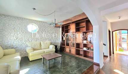 Sobrado com  301m²  em terreno de 591 m² no Jardim Esplanada - SJC - VENDA