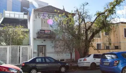 Casa para venda  no Bairro Independência em Porto Alegre