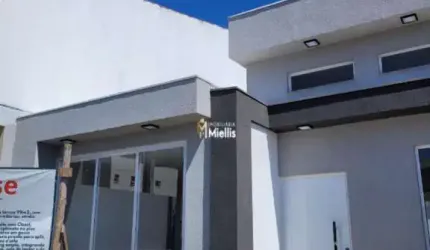 Casa com 3 dormitórios 1 suíte