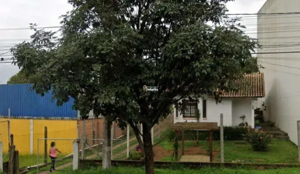 Casa Terrea Excelente Localização! Terreno Plano para Desfrutar em Família!