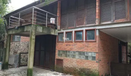 LINDA RESIDÊNCIA NA ESTRADA DA BRANQUINHA VIAMÃO-RS