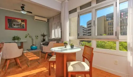 Apartamento para venda  no Bairro CENTRO HISTORICO em Porto Alegre