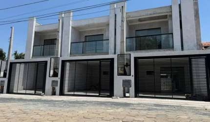 Sobrado à venda por R$ 720.000,00 - Itacolomi - Balneário Piçarras/SC