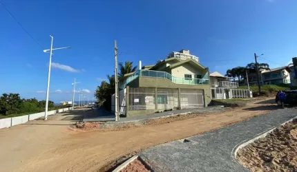 Casa com 4 dormitórios à venda, 340 m² por R$ 3.800.000,00 - Itacolomi - Balneário Piçarras/SC