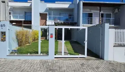 Sobrado à venda, 144 m² por R$ 1.290.000,00 - Centro - Balneário Piçarras/SC