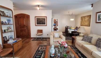 Maravilhoso Apartamento de 4 dormitórios no Centro de Florianópolis