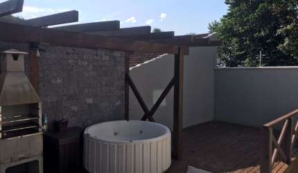 EXCELENTE Casa de 2 dormitórios no Centro de São José