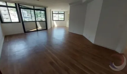 MARABILHOSO APARTAMENTO DE 3 DORMITÓRIOS NO CENTRO DE FLORIANÓPOLIS