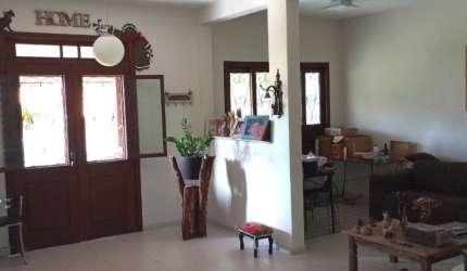 EXCELENTE CASA RESIDENCIAL DE 3 DORMITÓRIOS NO CÓRREGO GRANDE