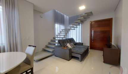 ÓTIMA CASA RESIDENCIAL DE 4 DORMITÓRIOS NO CAMPECHE