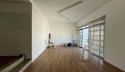 LINDO APARTAMENTO DE 3 DORMITÓRIOS NO CENTRO DE FLORIANÓPOLIS