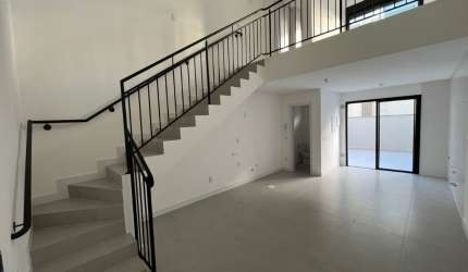 ÓTIMO APARTAMENTO DE 1 DORMITÓRIO NO CENTRO DE FLORIANÓPOLIS