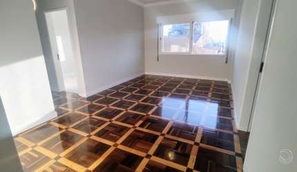 MARAVILHOSO APARTAMENTO DE 4 DORMITÓRIOS NO CENTRO DE FLORIANÓPOLIS