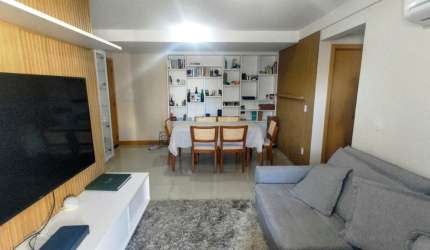 EXCELENTE APARTAMENTO DE 2 DORMITÓRIOS NO CENTRO DE FLORIANÓPOLIS