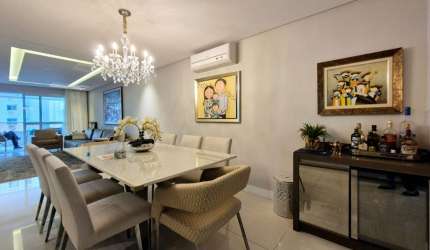 EXCELENTE APARTAMENTO  DE 3 DORMITÓRIOS NO CENTRO DE FLORIANÓPOLIS