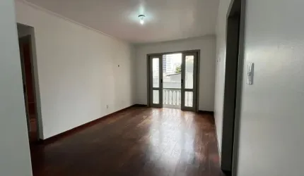 ÓTIMO APARTAMENTO DE 2 DORMITÓRIOS NO CENTRO DE FLORIANÓPOLIS
