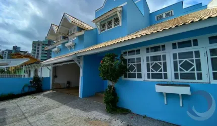 LINDA CASA DE 5 DORMITÓRIOS NO ITACORUBI